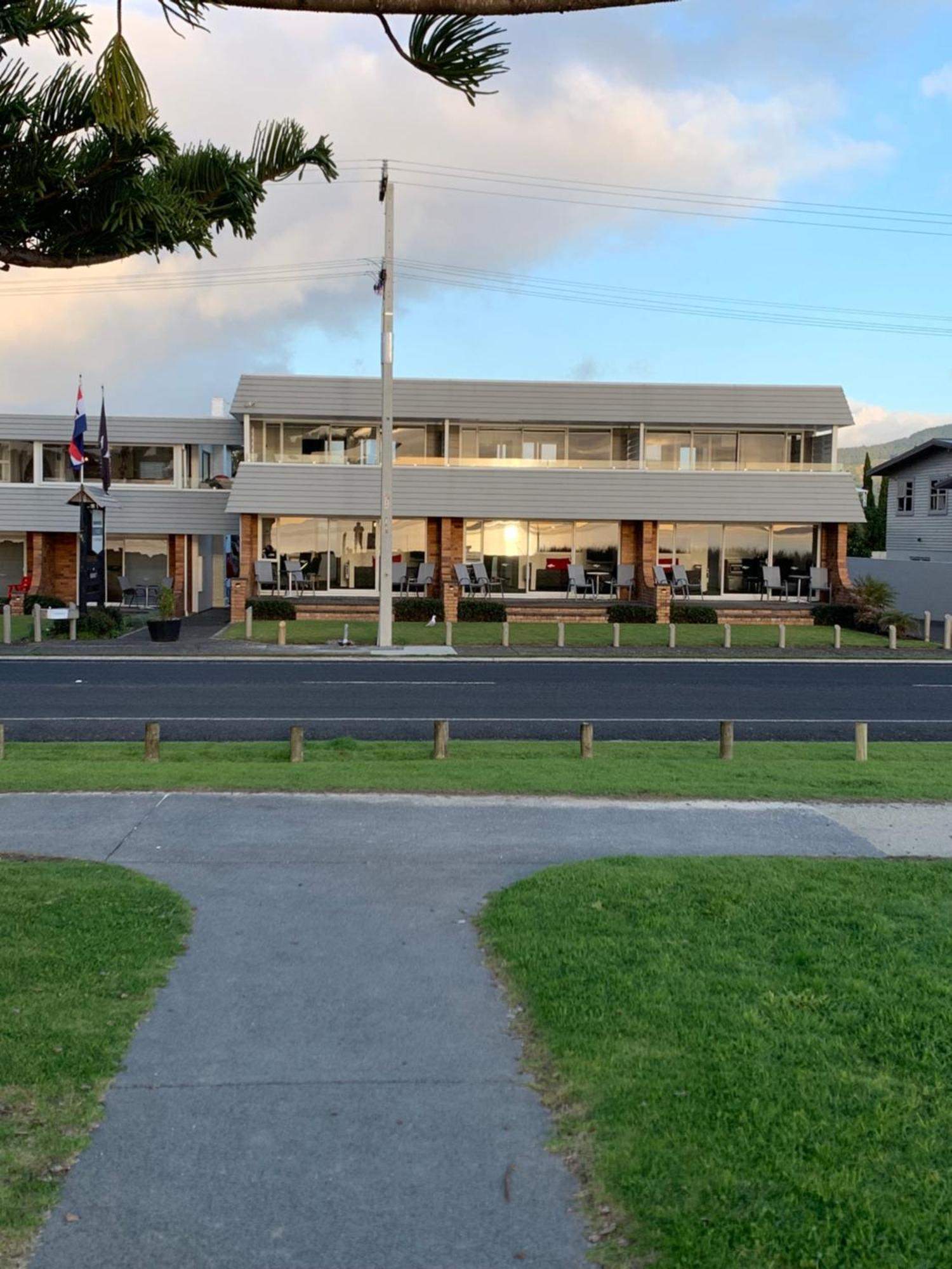 The Oceanside Motel Whitianga Exterior foto