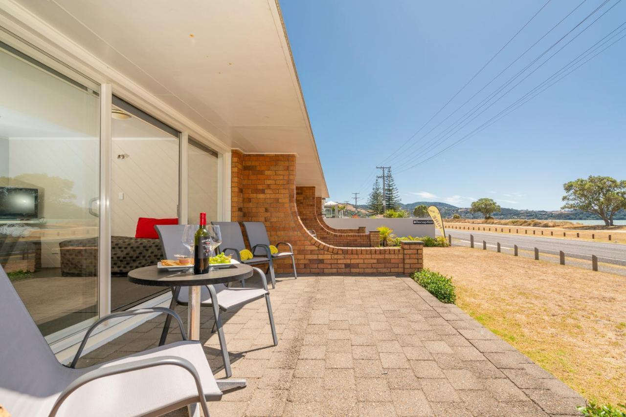The Oceanside Motel Whitianga Exterior foto